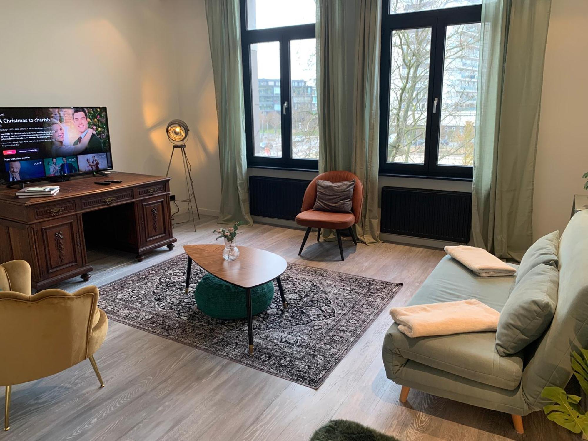 Royal South - Apartment Antwerp With Parkview ภายนอก รูปภาพ